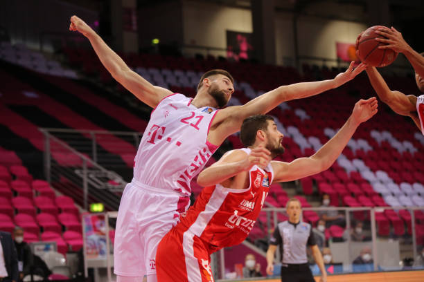 队的不断进 队的不断进